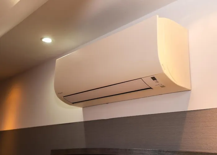 Apartmán Modern Attic With Air Conditioning Near Center *