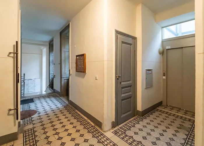 Modern Attic With Air Conditioning Near Center Apartmán