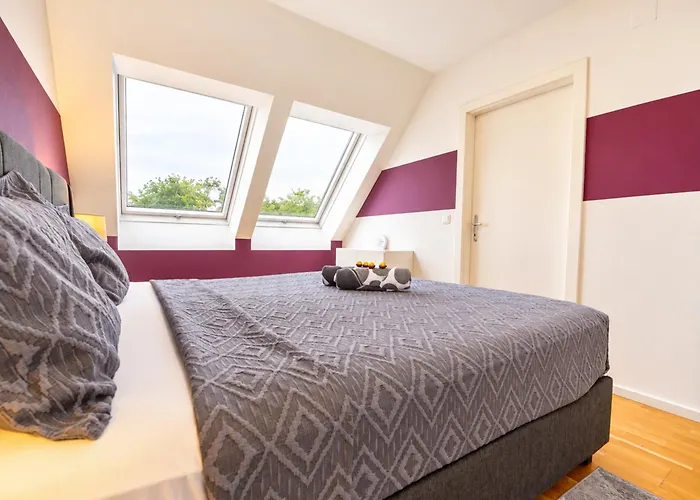 Apartamento Modern Attic With Air Conditioning Near Center *